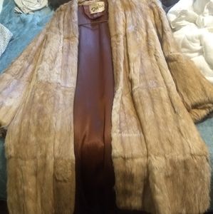 Duplers fur. Potentially mink.